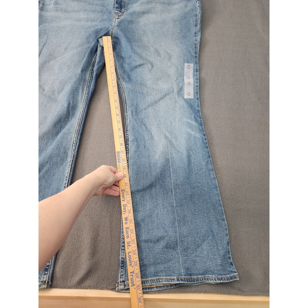Old Navy Higher High-Rise Flare Jeans Plus Sz 24 Blue Denim Boho Festival NWT - Picture 2 of 13